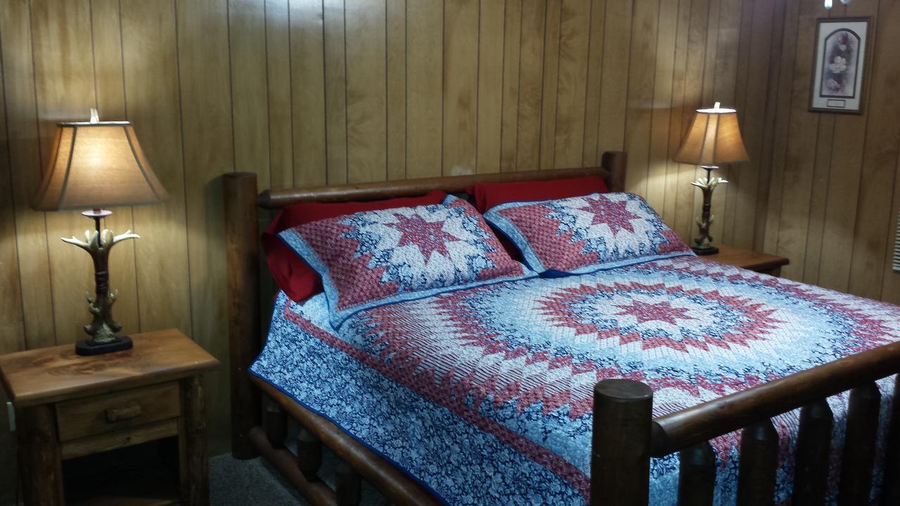 ברייסון סיטי Two Rivers Lodge מראה חיצוני תמונה