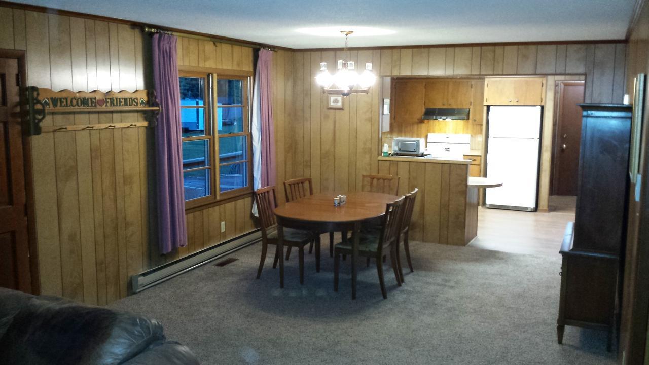ברייסון סיטי Two Rivers Lodge מראה חיצוני תמונה