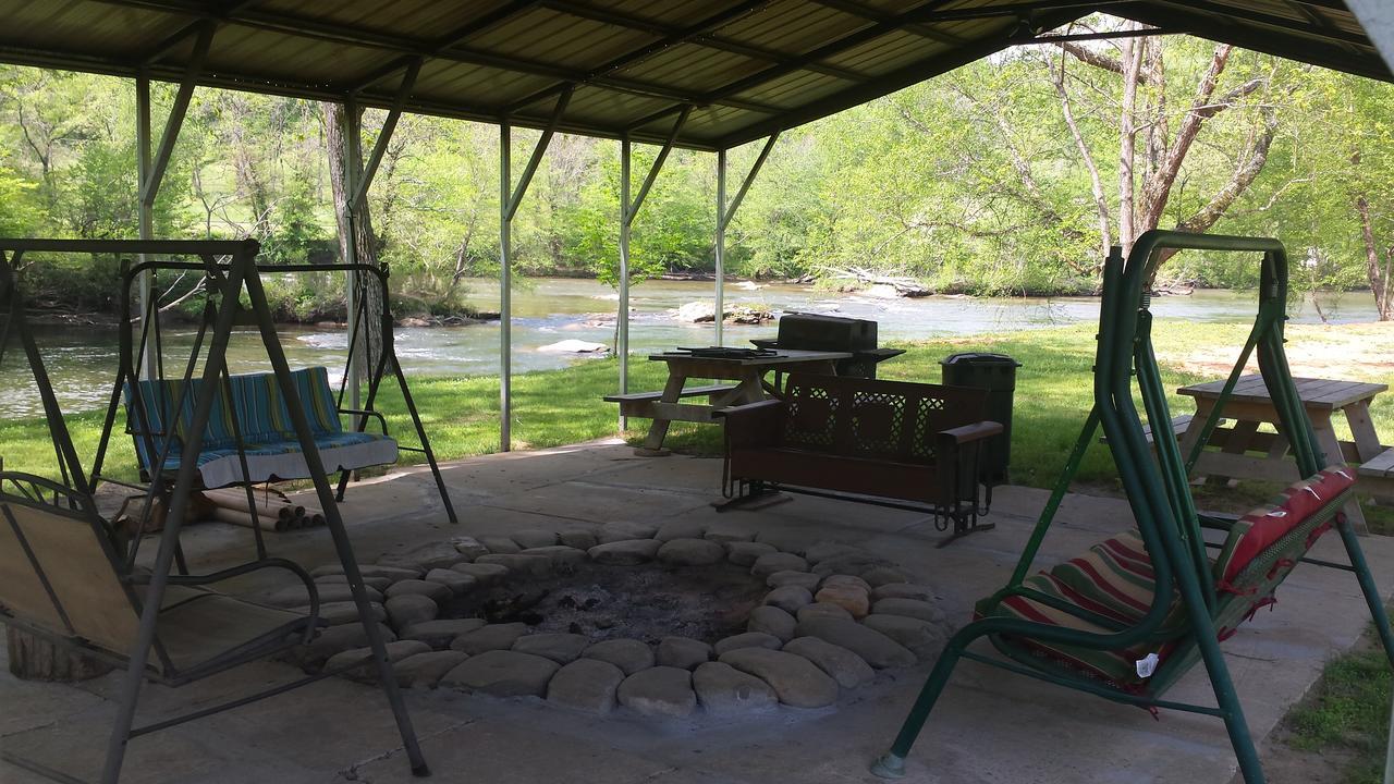 ברייסון סיטי Two Rivers Lodge מראה חיצוני תמונה